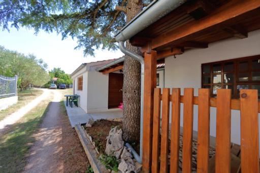 Apartmani Pjer 2 Bibinje Buitenkant foto